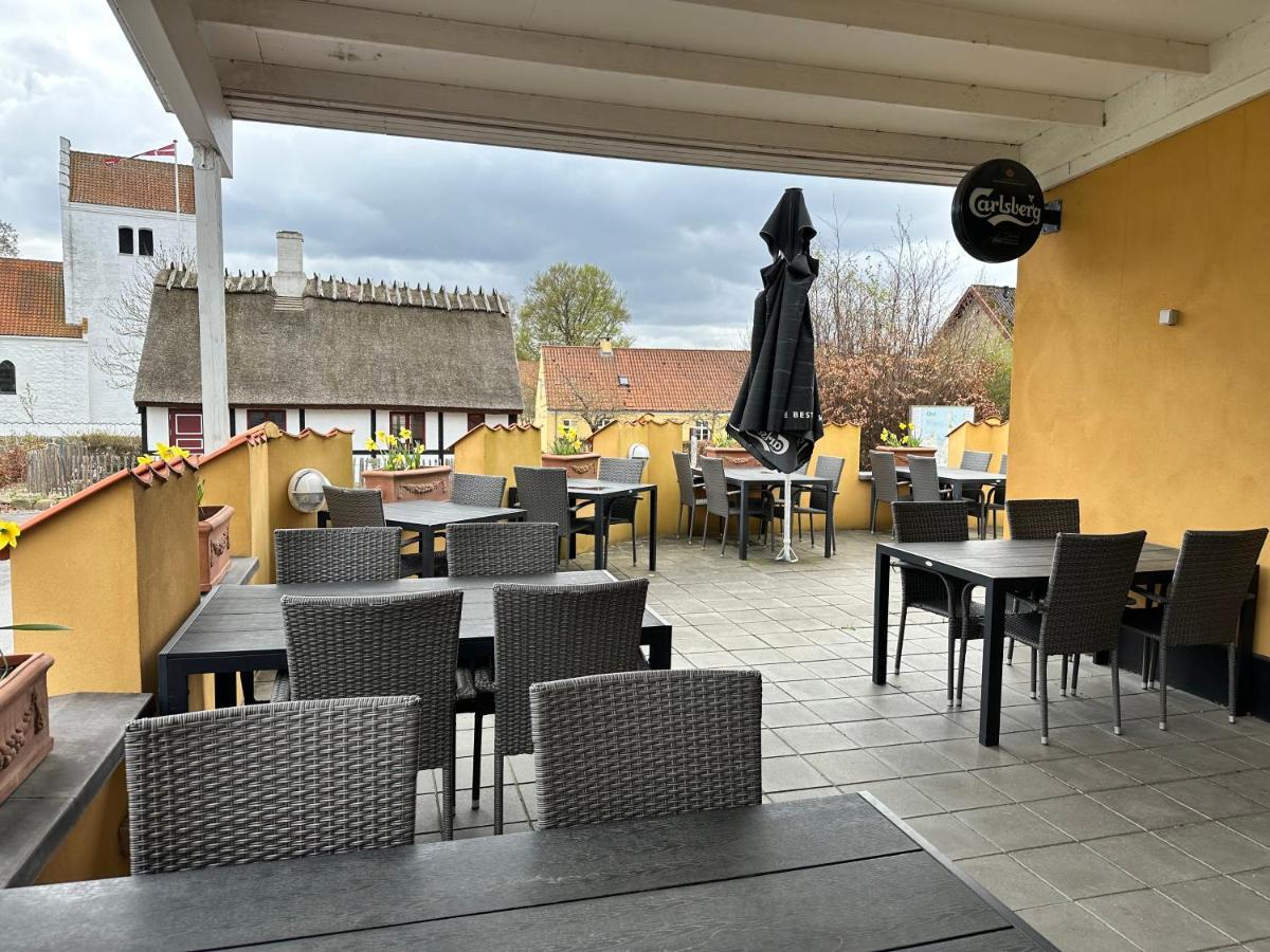Oro Kro & Hotel Екстериор снимка